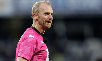 Referee Wayne Barnes