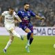 Jordan Veretout (L) of Olympique Marseille and Nabil Bentaleb (R) of Lille