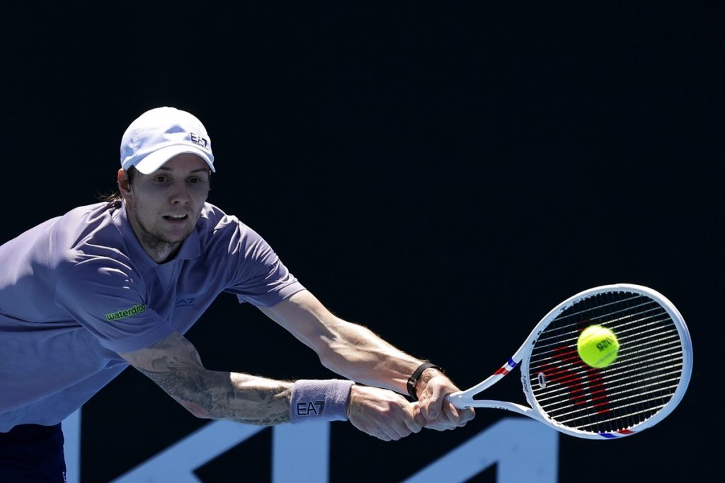 epa11822813 Alexander Bublik of Kazakhstan in action against Francisco Cerundolo of Argentina during the Men's round 1 match during the Australian Open tennis tournament in Melbourne, Australia, 14 January 2025. EPA/ROLEX DELA PENA