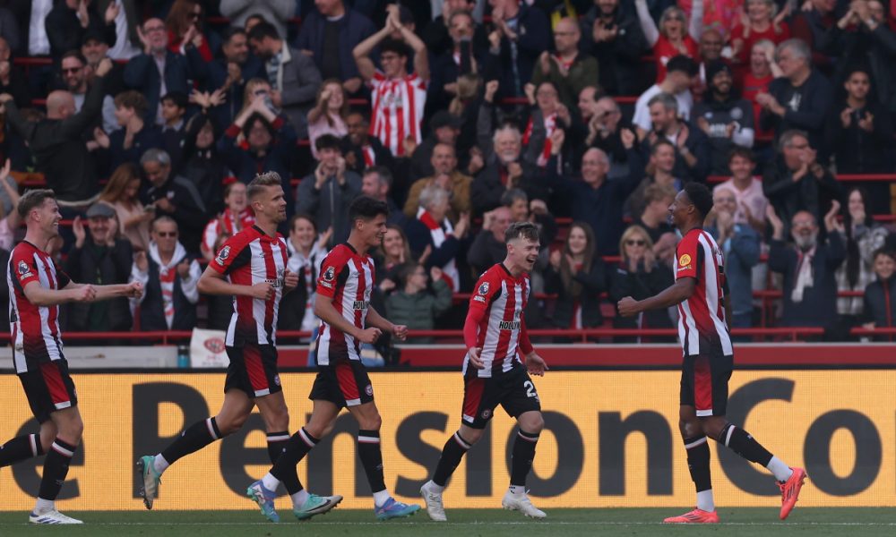 Ethan Pinnock of Brentford celebrates