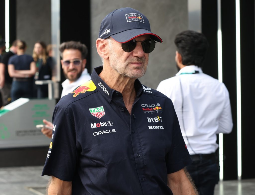 epa11208752 Red Bull Racing CTO Adrian Newey walks in the paddock ahead of the Formula 1 Saudi Arabia Grand Prix at the Jeddah Corniche Circuit in Jeddah, Saudi Arabia, 09 March 2024. EPA/ALI HAIDER