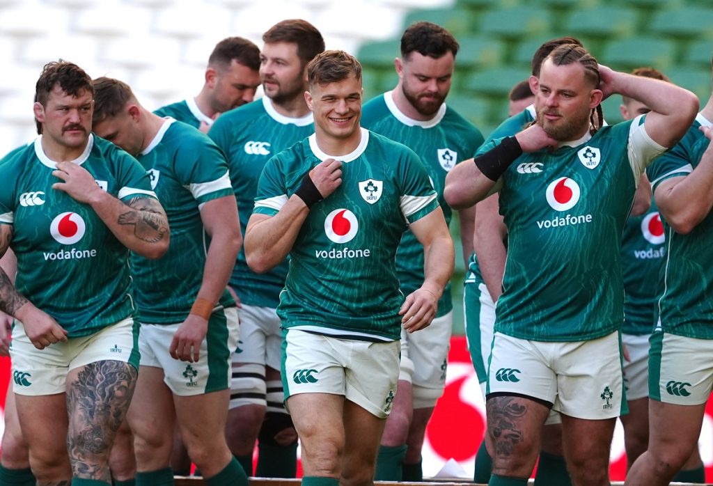 Ireland's Josh van der Flier (centre) and team-mtes during the captain's run at the Aviva Stadium in Dublin, Ireland. Ireland face England in their opening Guinness Men's Six Nations match on Saturday. Picture date: Friday January 31, 2025.