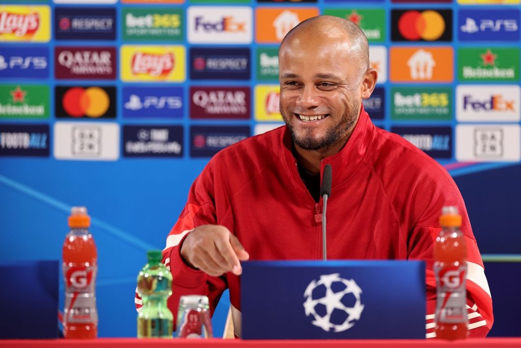 epa11703020 Head coach Vincent Kompany of Munich attends a press conference in Munich, Germany, 05 November 2024. Bayern Munich will face Benfica in a UEFA Champions League match on 06 November in Munich. EPA/ANNA SZILAGYI