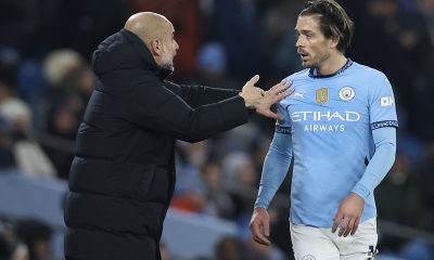 epa11757308 Manchester City's manager Pep Guardiola (L) speaks with his player Jack Grealish during the English Premier League soccer match between Manchester City and Nottingham Forest, in Manchester, Britain, 04 December 2024. EPA/ADAM VAUGHAN EDITORIAL USE ONLY