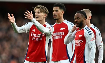 epa11916145 Martin Odegaard (L) of Arsenal gestures standing in front of teammates during the English Premier League match between Arsenal FC and West Ham United, in London, Britain, 22 February 2025. EPA/VINCE MIGNOTT EDITORIAL USE ONLY. No use with unauthorized audio, video, data, fixture lists, club/league logos, 'live' services or NFTs. Online in-match use limited to 120 images, no video emulation. No use in betting, games or single club/league/player publications.