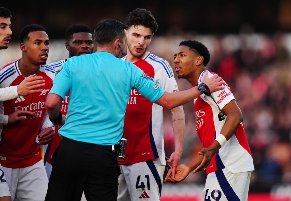 File photo dated 25-01-2025 of Arsenal's Myles Lewis-Skelly being shown a red card by referee Michael Oliver. Arsenal have been fined £65,000 by the Football Association after their players confronted referee Michael Oliver in the 1-0 victory over Wolves last month. Issue date: Monday February 17, 2025.