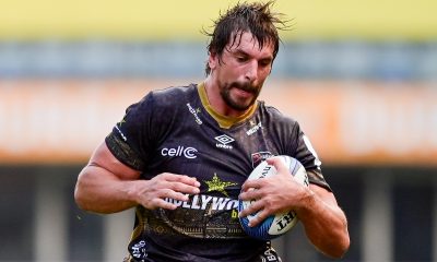 ​Eben Etzebeth (Captain) of Hollywoodbets Sharks takes the ball from the kick off during the Champions Cup 2024/25 rugby game between the Sharks and Exeter Chiefs at Kings Park in Durban on 7 December 2024 © Gerhard Duraan/BackpagePix