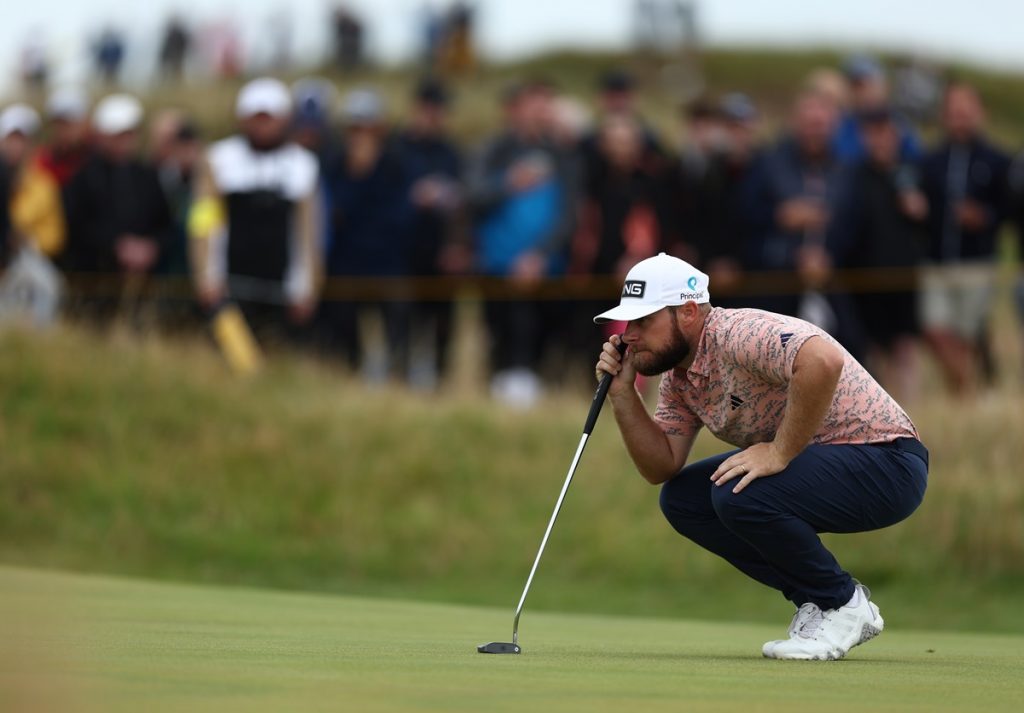 epa10762171 Tyrell Hatton of England during round 3 of the British Open Golf Championship in Hoylake, Britain, 22 July 2023. EPA/ADAM VAUGHAN