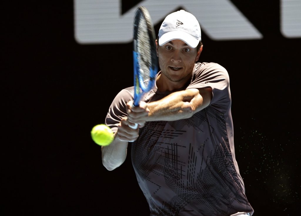 epa11827610 Miomir Kecmanovic of Serbia in action during his Men's Singles round 2 match against Hubert Hurkacz of Poland at the Australian Open tennis tournament in Melbourne, Australia, 16 January 2025. EPA/ROLEX DELA PENA