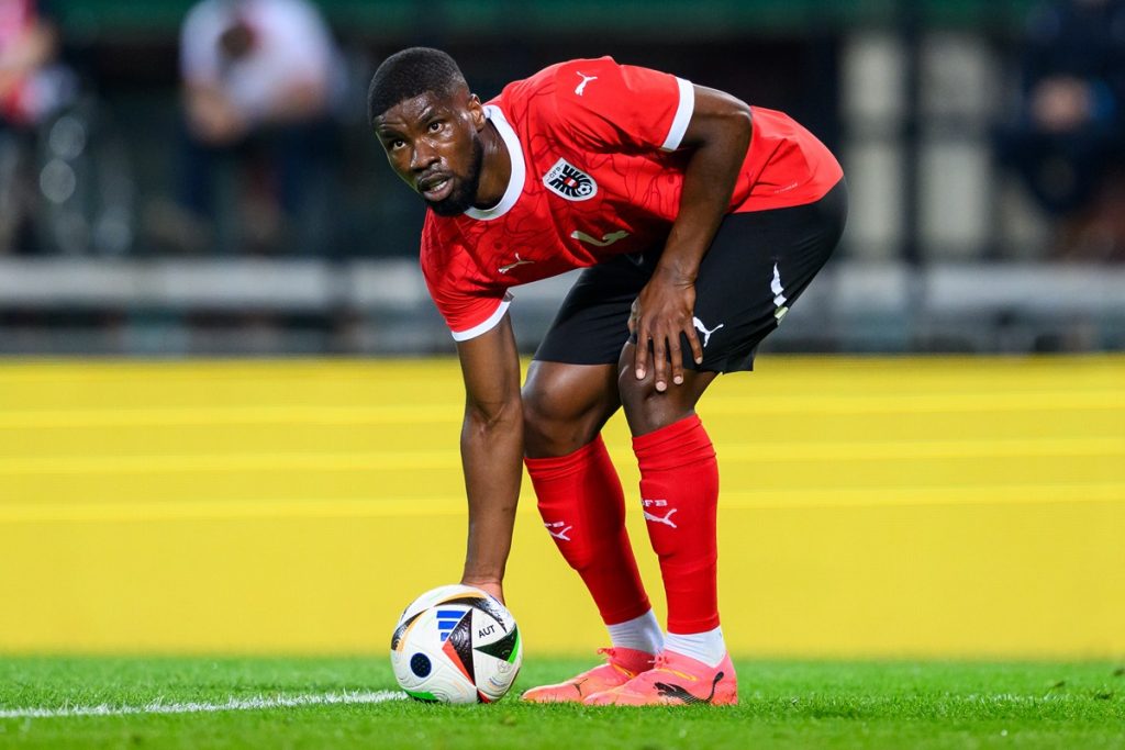 epa11390241 Kevin Danso of Austria in action during the friendly international soccer match between Austria and Serbia in Vienna, Austria, 04 June 2024. EPA/MAX SLOVENCIK