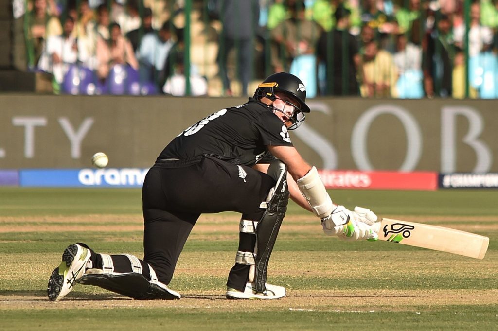 epa11907278 New Zealand's Tom Latham plays a shot during the ICC Champions Trophy cricket match between New Zealand and Pakistan at National stadium in Karachi, Pakistan, 19 February 2025. EPA/SHAHZAIB AKBER