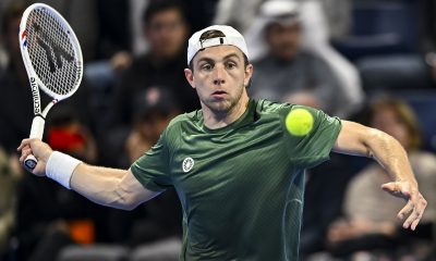 epa11908493 Tallon Griekspoor of the Netherlands in action against Matteo Berrettini of Italy during their round of 16 match at the ATP Qatar Open tennis tournament in Doha, Qatar, 19 February 2025. EPA/NOUSHAD THEKKAYIL